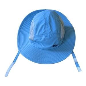 REI co-op pale blue & gray kids mesh side hat chin strap. Size: 7-14Y
